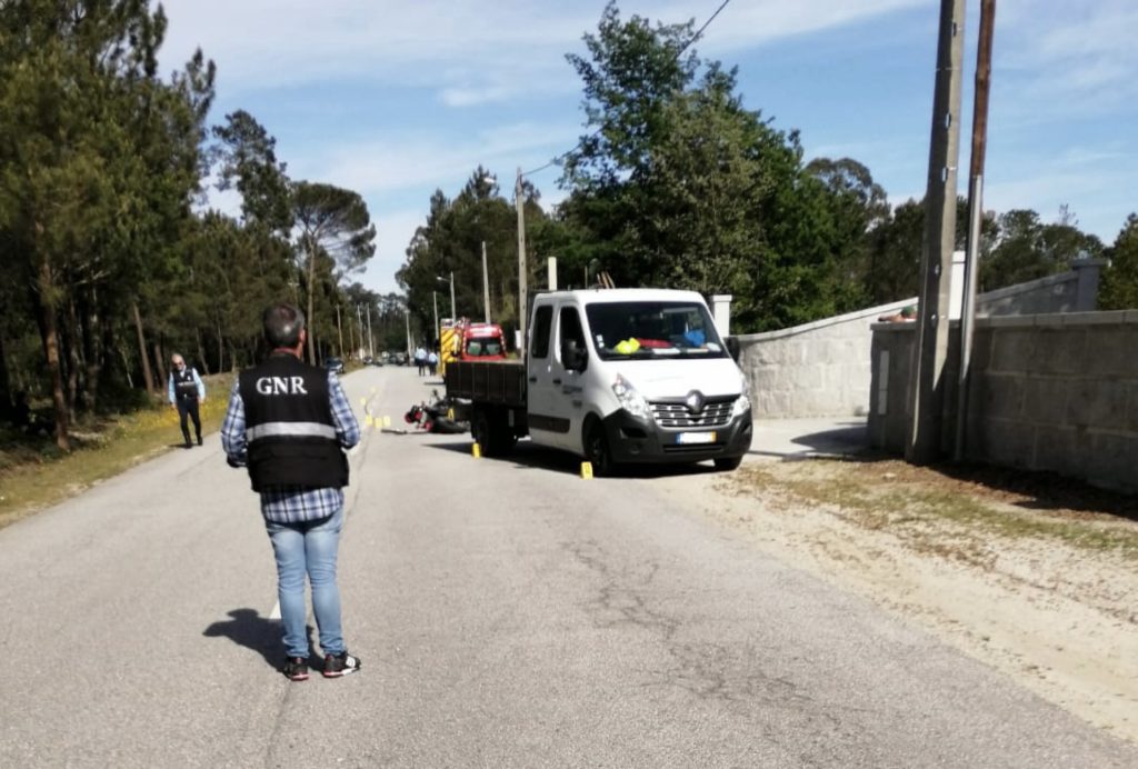  Colisão com motociclo faz um morto em Carvalhal Redondo (Nelas) - Jornal do Centro