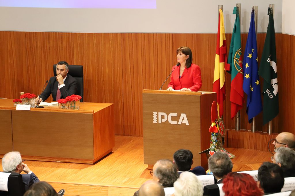  Institutos politécnicos pedem maior autonomia ao novo ministro da Educação - Jornal do Centro