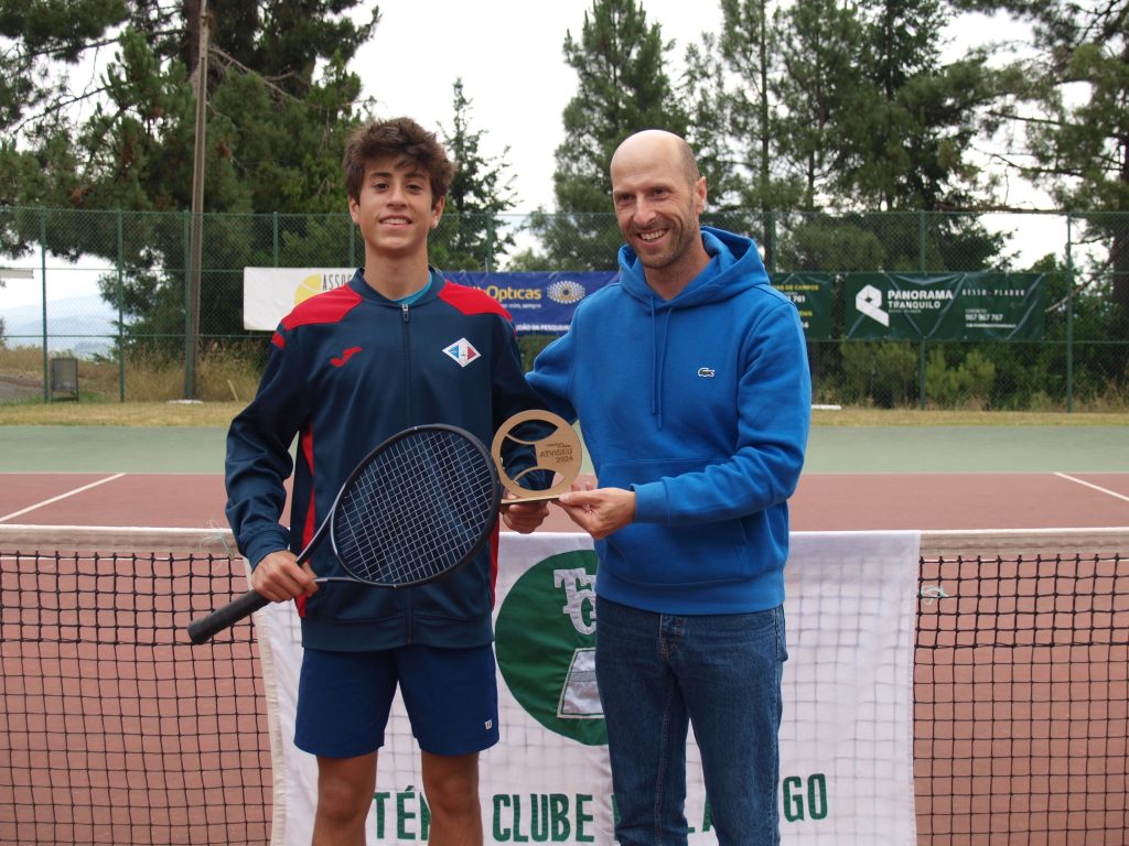  Guilherme Matos venceu o Torneio dos Santos Populares em Lamego - Jornal do Centro
