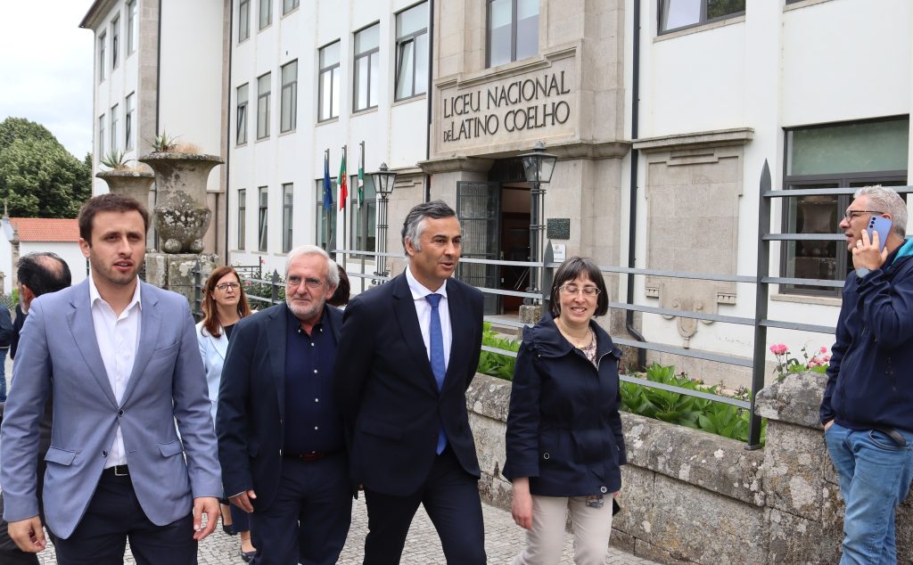  Em Lamego, ministro da Educação diz que centros tecnológicos são para executar - Jornal do Centro