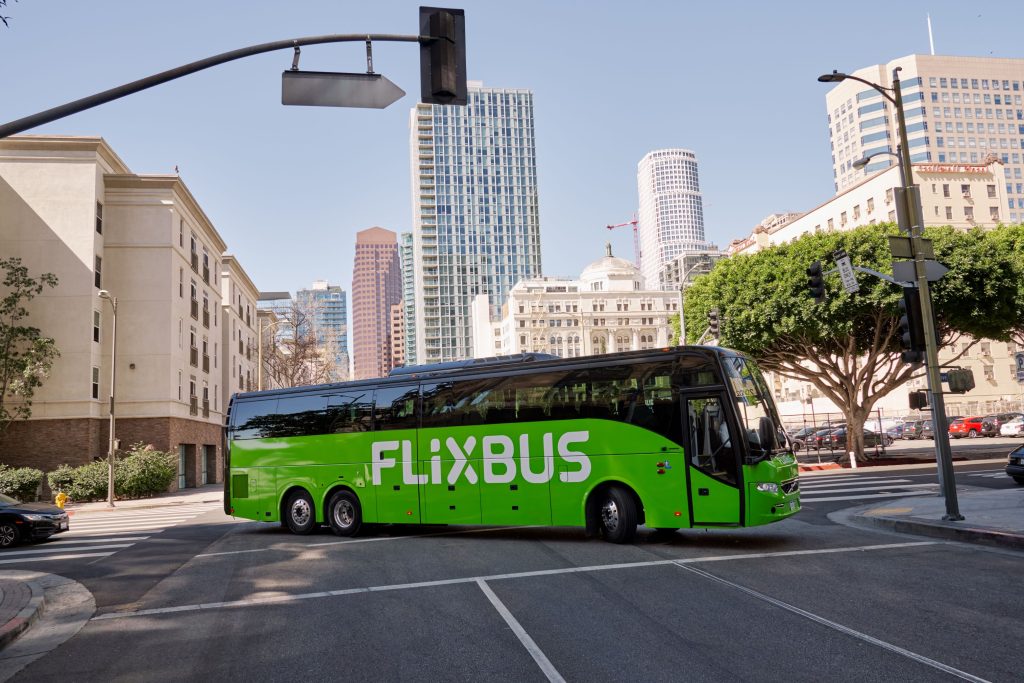  Flixbus analisa novos destinos para reforçar a operação no interior - Jornal do Centro