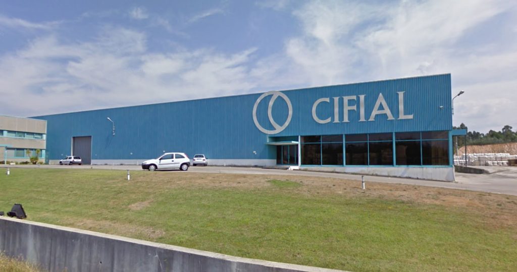 Fábrica da Cifial está à venda em Santa Comba Dão - Jornal do Centro