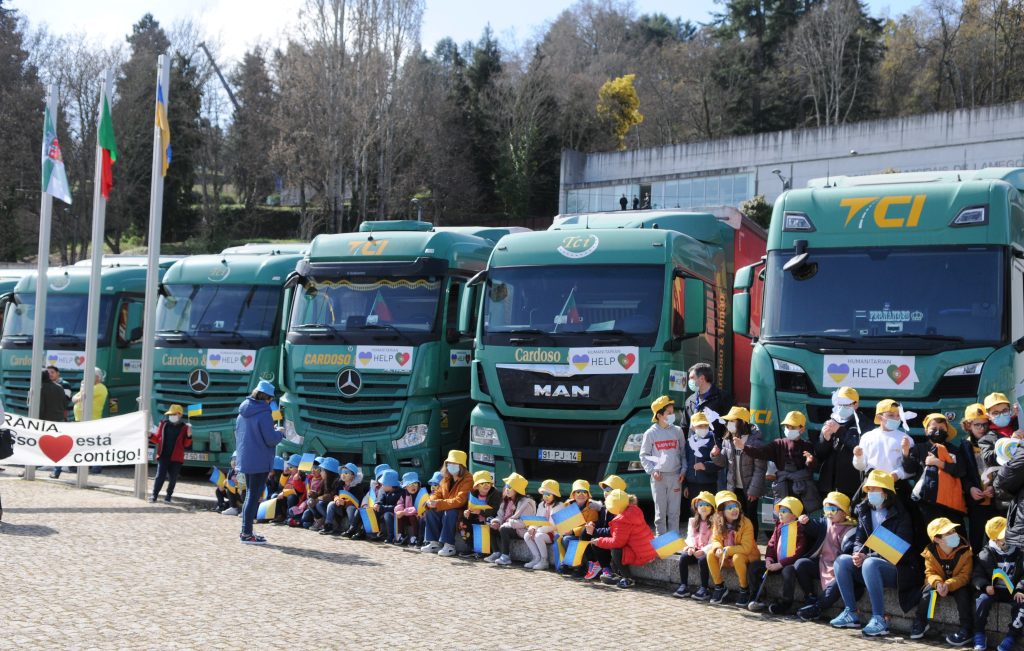  Ucrânia: 170 toneladas saíram de Lamego a caminho da fronteira - Jornal do Centro