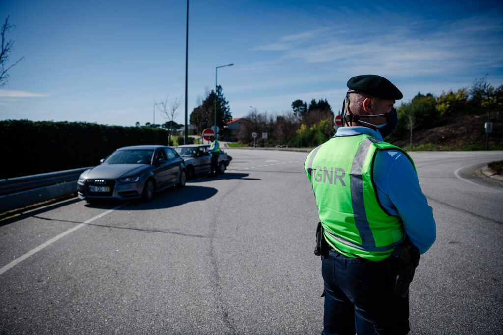  Traficantes de droga detidos em Lamego. GNR fez 11 mandados de busca - Jornal do Centro
