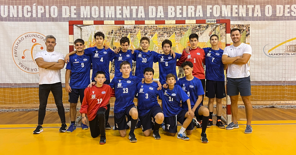  Jovens de Moimenta da Beira entre os melhores no andebol português - Jornal do Centro