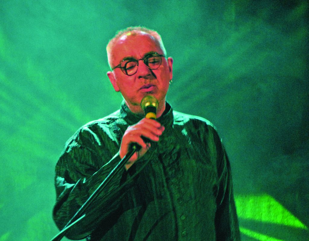  Paulo de Carvalho com concerto em Lamego este domingo - Jornal do Centro