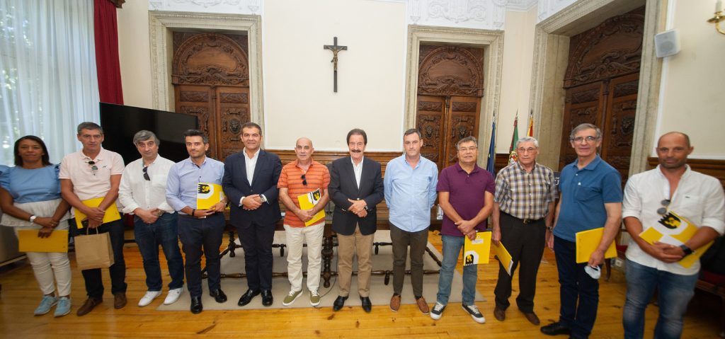  Mais de 90 mil euros para apoiar clubes de Viseu - Jornal do Centro