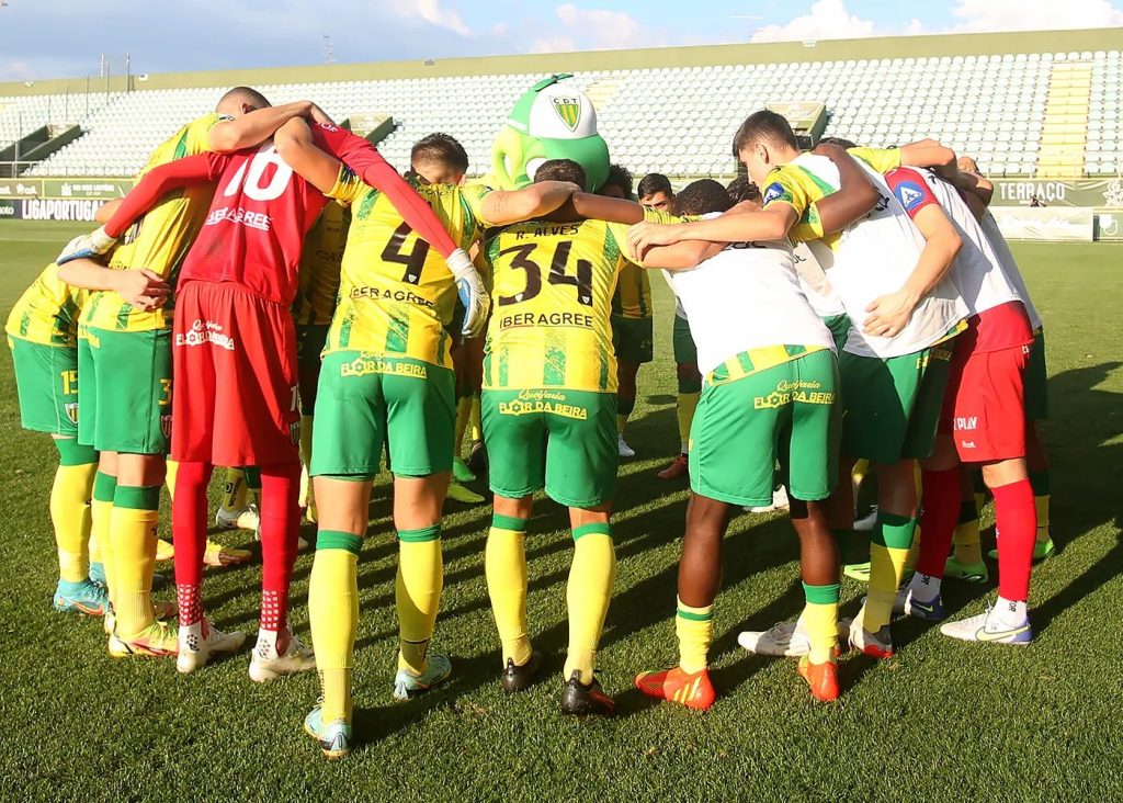  Taça/Tondela. Bebeto pede apoio dos adeptos para jogo contra a Académica - Jornal do Centro