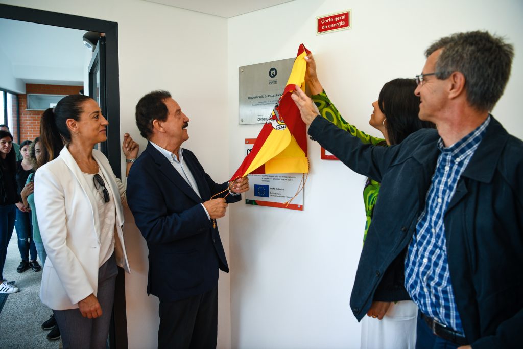  Obras na Escola de Paradinha inauguradas após 600 mil euros de investimento - Jornal do Centro