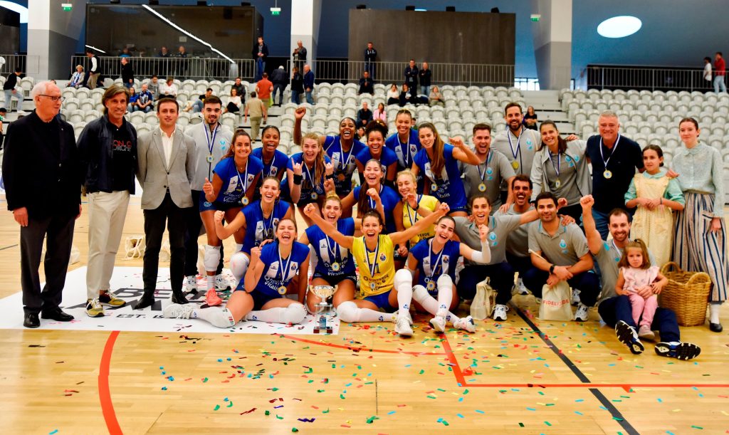  Voleibol feminino: FCPorto vence Torneio das Vindimas/Douro em Lamego - Jornal do Centro