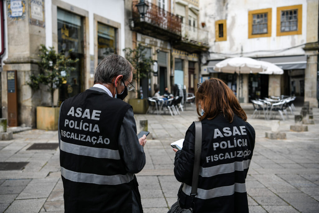  ASAE ‘pedagógica’ em ação de fiscalização no centro histórico - Jornal do Centro
