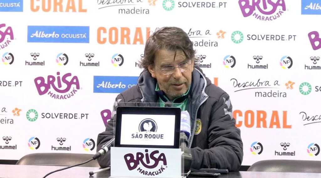  Treinador do Nacional diz que jogo com o CD Tondela tem de ser “encarado como uma final” - Jornal do Centro