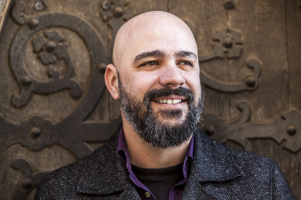  Escritor Afonso Cruz conversa com leitores de Lamego - Jornal do Centro