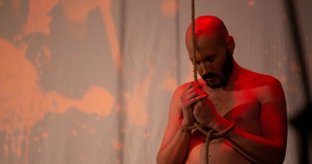  Uma ‘sala de espera’ para dar início ao Festival de Teatro de Viseu - Jornal do Centro