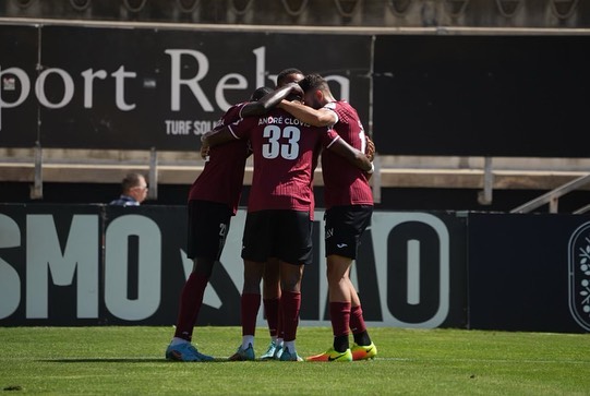  Académico empata em Faro a dois golos - Jornal do Centro