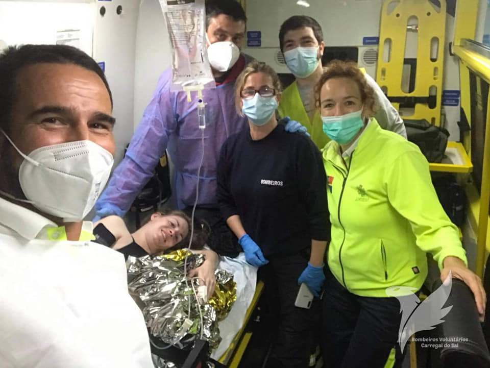  Avó bombeira ajudou neta a nascer em ambulância dos Bombeiros de Carregal do Sal - Jornal do Centro