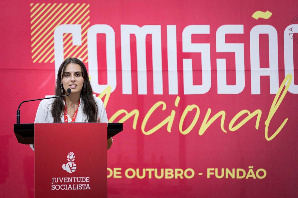  JS vai escolher novo líder este ano e Sofia Pereira anuncia candidatura - Jornal do Centro