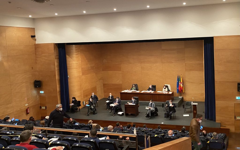  Assembleia Municipal de Viseu aprova orçamento de 140 milhões - Jornal do Centro