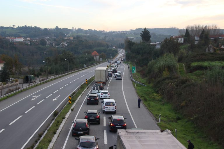 2020_novembro_23_colisao_na_ponte_do_rio_dao_no_ip3_vimieiro_005