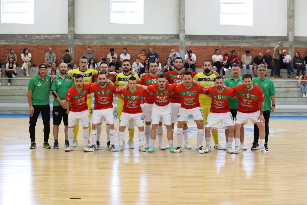  Habemus campeão! São Martinho de Mouros vence título de futsal de Viseu - Jornal do Centro