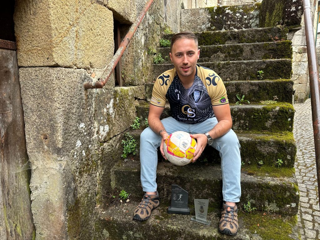  Fábio, o homem que no futsal distrital mais vezes trata o golo por tu - Jornal do Centro
