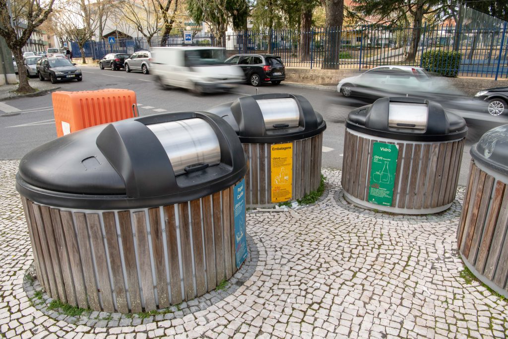  Autarquia de Viseu vai instalar três ilhas ecológicas em Santo Estêvão - Jornal do Centro