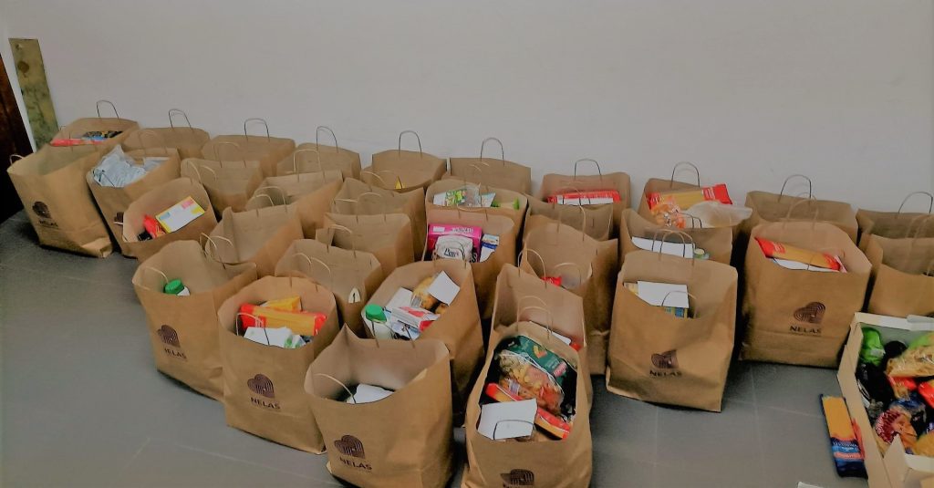  Mais de 50 famílias recebem cabazes de Natal em Nelas - Jornal do Centro