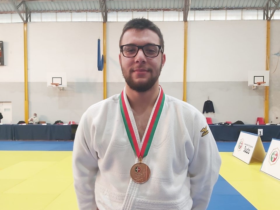  Judo Clube de Viseu: Ricardo Rocha é campeão nacional de cadetes - Jornal do Centro
