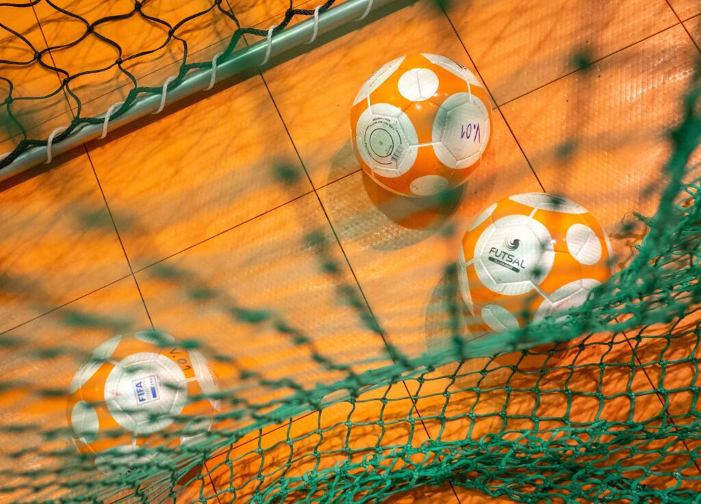  Futsal/Divisão de Honra: Cinfães aproveita empate do Pedreles para encostar ao líder - Jornal do Centro