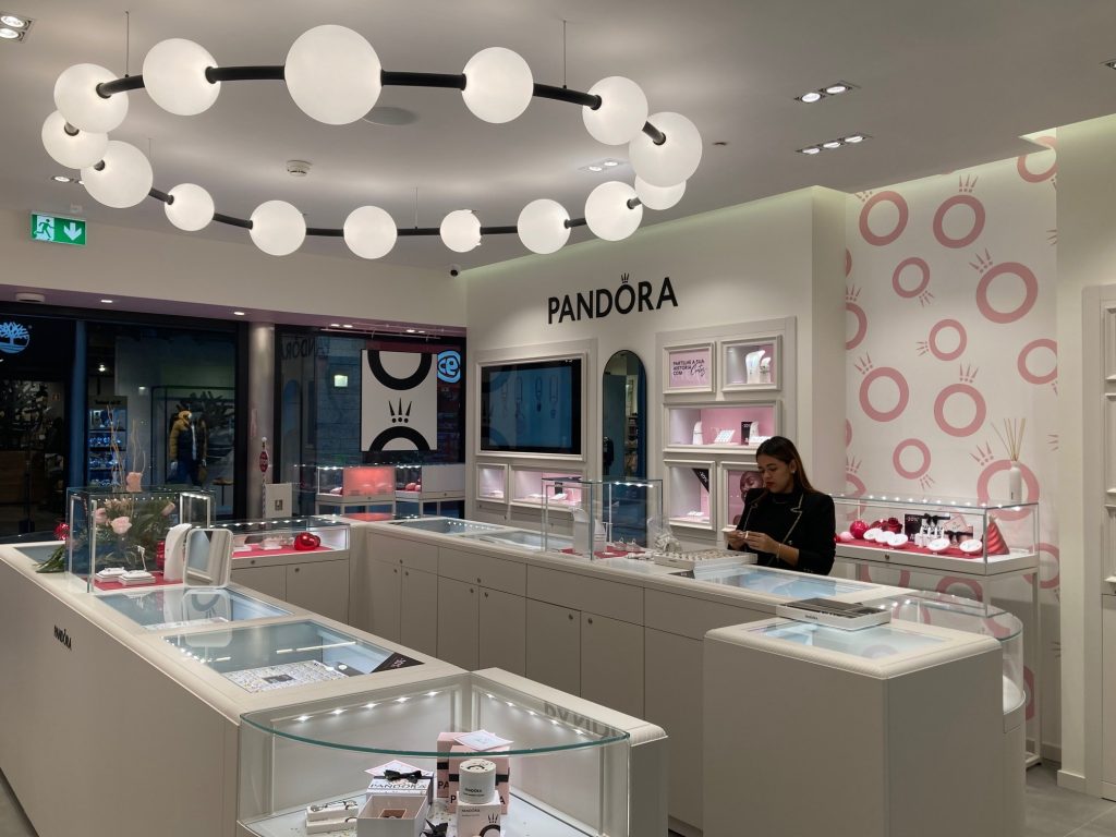  Pandora abre loja no Forum Viseu - Jornal do Centro