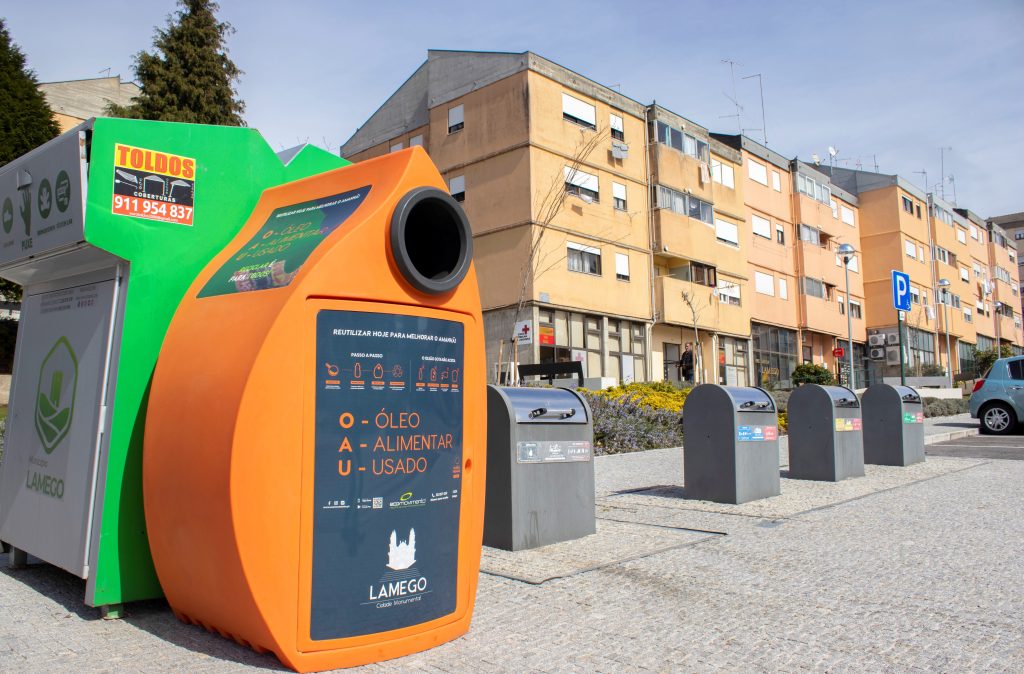  Câmara de Lamego instala novos oleões na cidade - Jornal do Centro