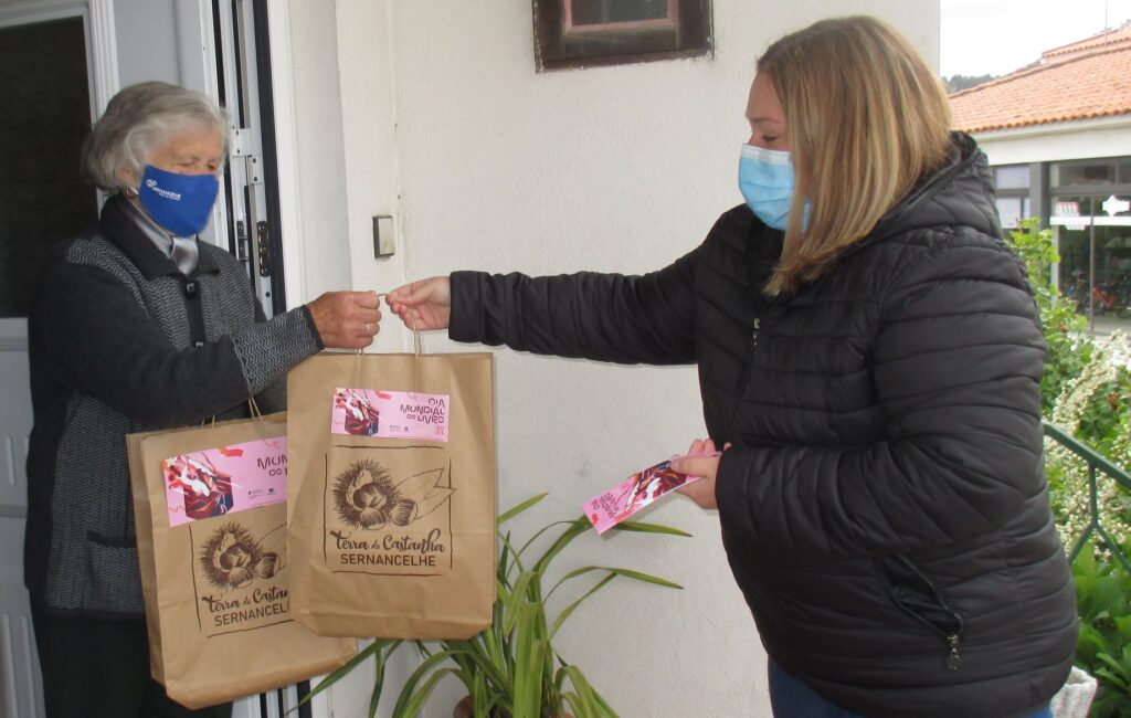  Biblioteca de Sernancelhe emprestou mais de 1.200 livros no confinamento - Jornal do Centro