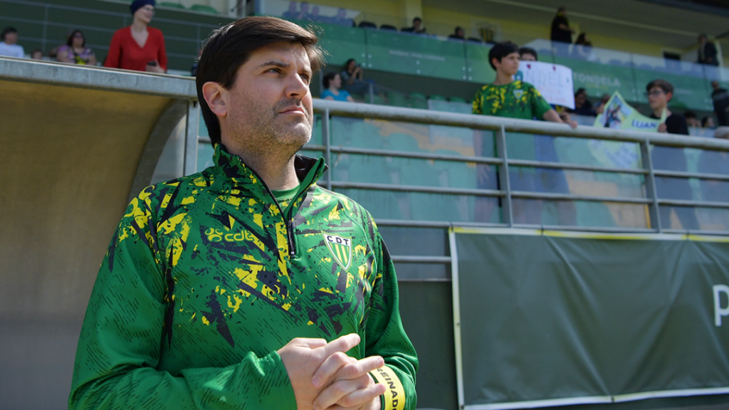  Treinador Sérgio Gaminha de saída do Tondela - Jornal do Centro