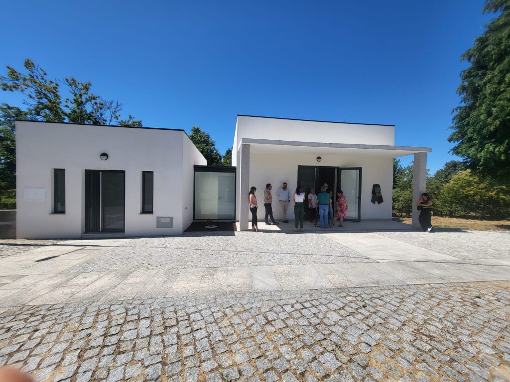  Casa mortuária inaugurada em Sátão com obras de 108 mil euros - Jornal do Centro