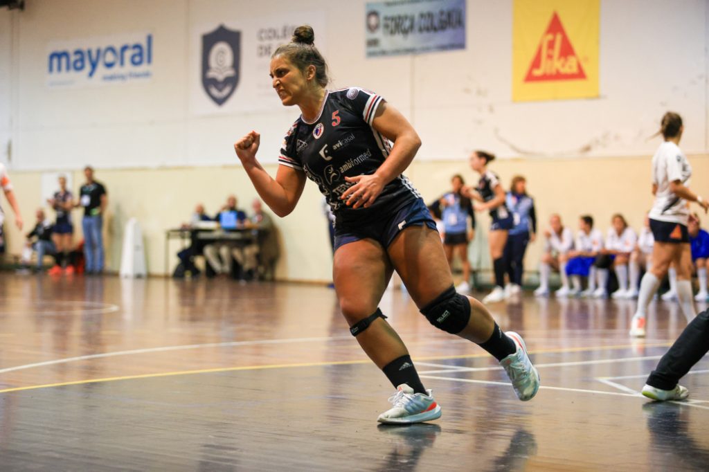  Andebol feminino: Academia de São Pedro do Sul perde primeiro jogo no campeonato - Jornal do Centro