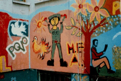  Viseu: Murais do 25 de Abril em exposição na Escola Básica de Mundão - Jornal do Centro