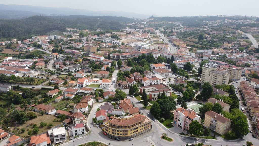  Mais de 12 milhões de euros para construir e recuperar casas em Oliveira de Frades - Jornal do Centro