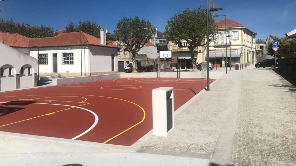  Mangualde: Largo das Carvalhas foi requalificado - Jornal do Centro