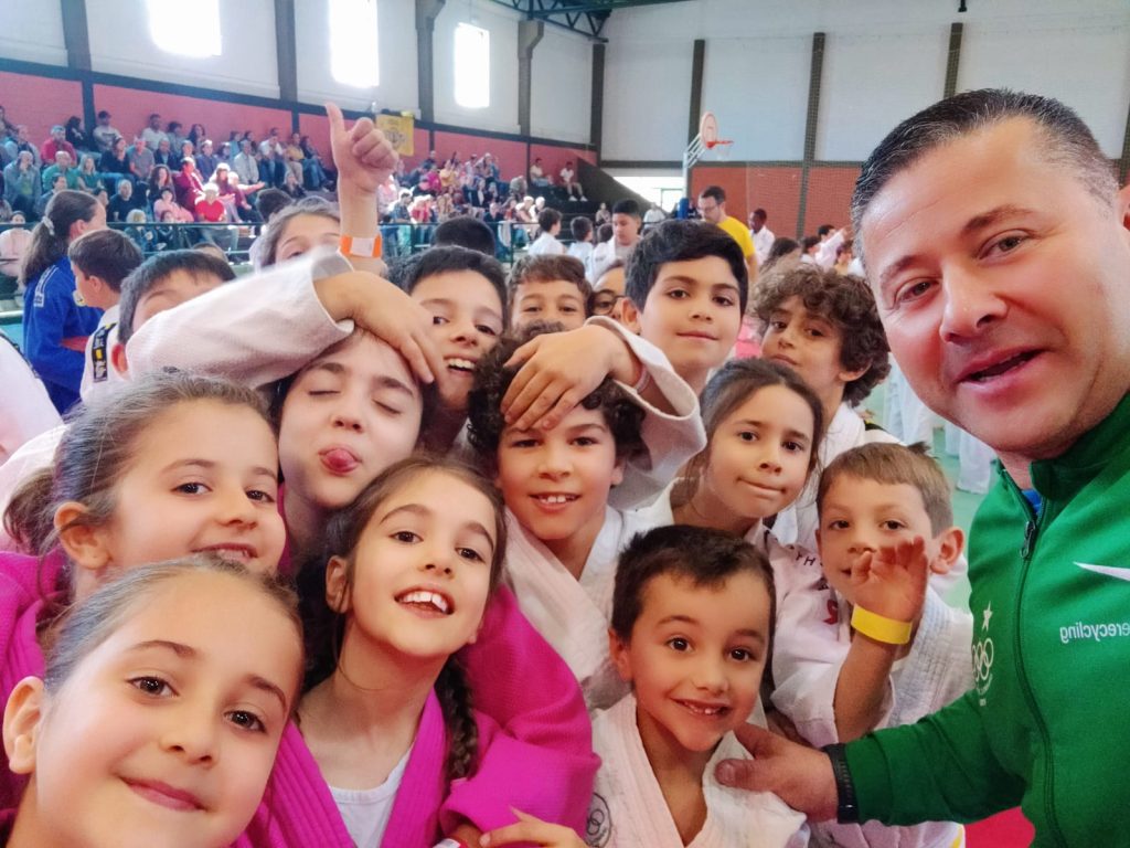  Judo: Dínamo diz sim a torneio solidário, onde todos venceram a medalha de ouro - Jornal do Centro