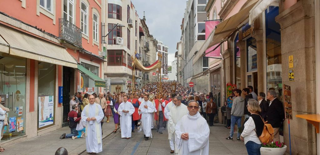  Procissão do Corpo de Deus sai à rua em Viseu esta quinta-feira. Bispo preside cerimónias