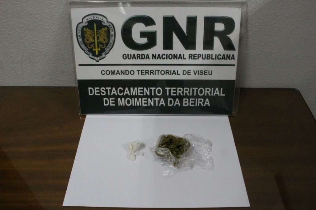  Mulher apanhada com liamba e cocaína em Sernancelhe - Jornal do Centro