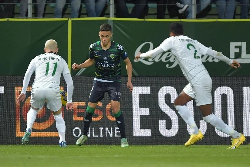  CD Tondela perde em casa frente ao Sporting e está fora da Taça da Liga - Jornal do Centro