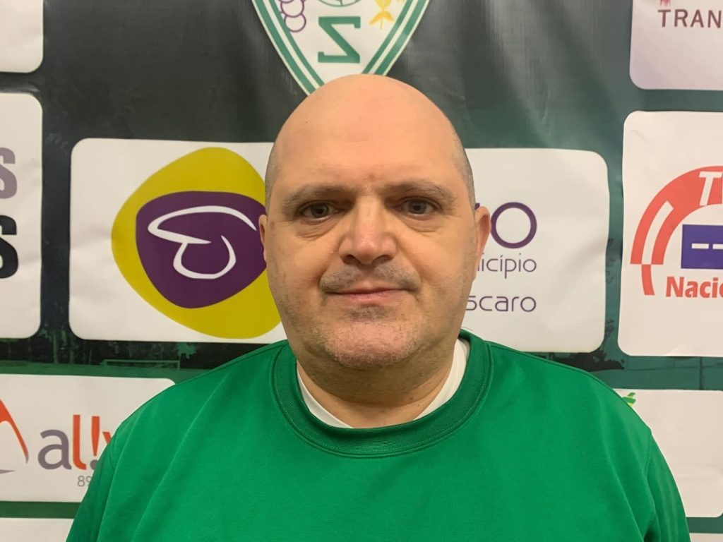  “Regresso porque devia isso ao clube”. Fernando Pinto é o novo treinador do Sátão - Jornal do Centro