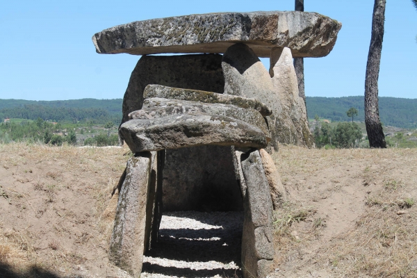  Penalva do Castelo e Sátão comemoram o Dia Europeu da Cultura Megalítica - Jornal do Centro
