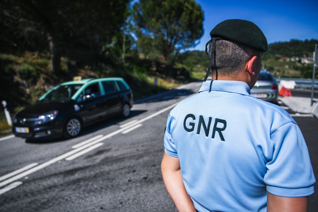  Autoridades lançam campanha de sensibilização“Ao volante, o telemóvel pode esperar - Jornal do Centro