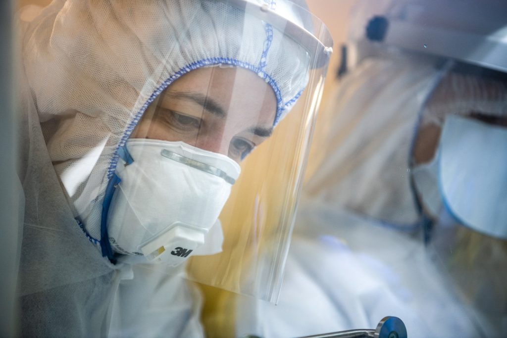  Covid-19: Mais um óbito no Hospital de Viseu. Há nove doentes nos cuidados intensivos - Jornal do Centro