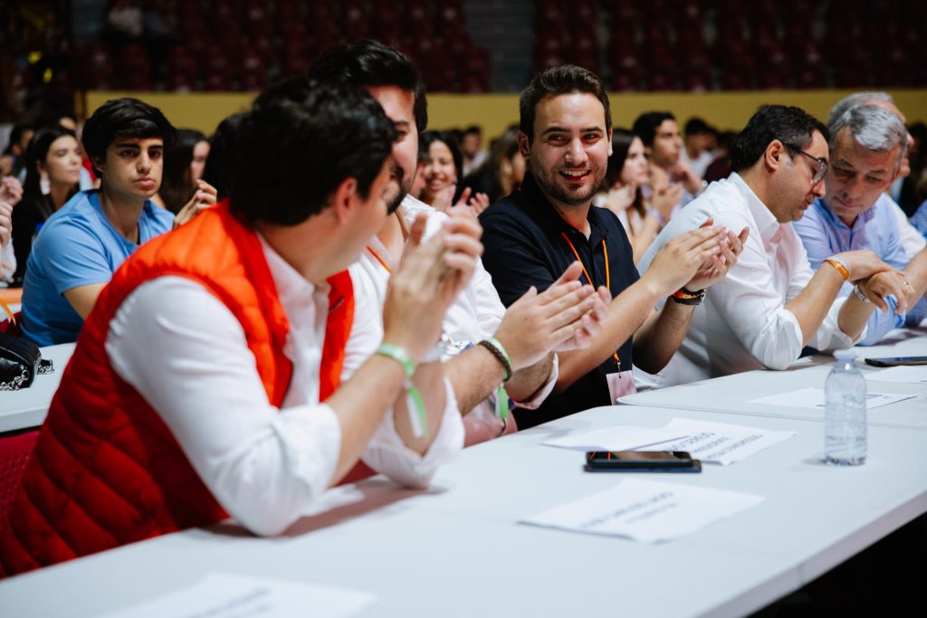  Bruno Faria eleito vice-presidente nacional da JSD - Jornal do Centro
