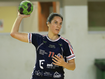  Andebol feminino: Academia conquista vitória frente ao 1º de maio - Jornal do Centro