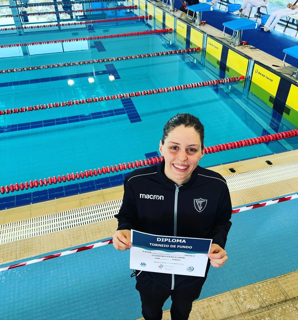  Natação: Joana Cardeal e Nuno Sousa vencem Torneio de Fundo - Jornal do Centro