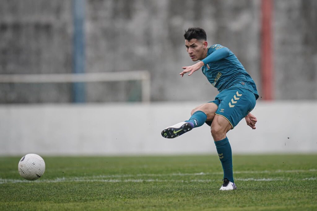  Diogo Fonseca assinou contrato profissional com o Braga - Jornal do Centro